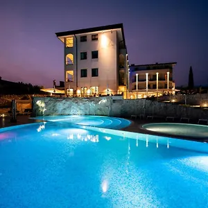 Apartahotel Luisa & Luxury, San Felice del Benaco