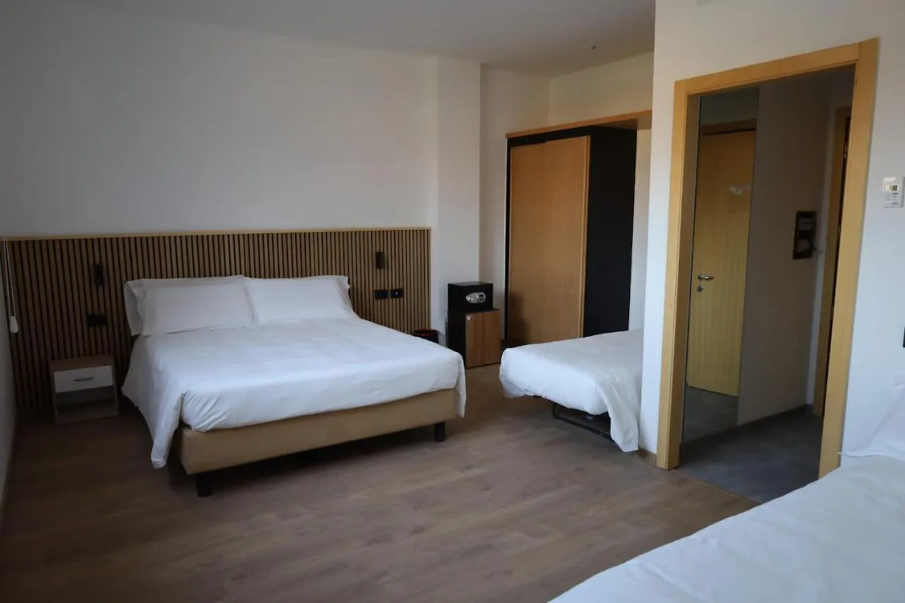 Moon Palace Hotel Arese